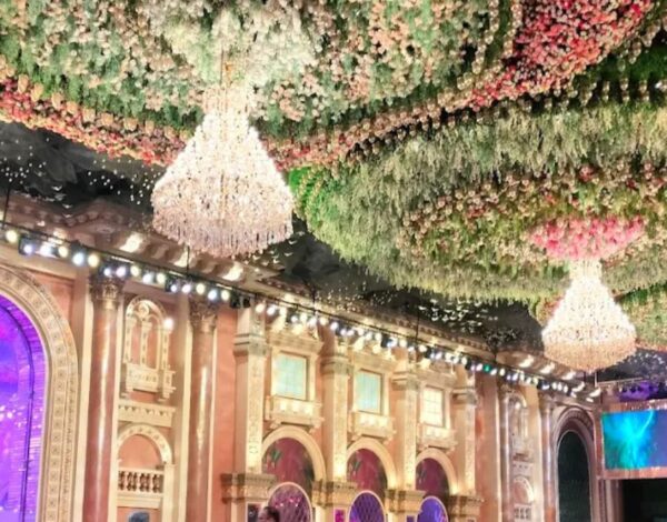 Venues Listing Category Golden Apple Luxury Wedding Destination baratigharati.com - Barati Gharati