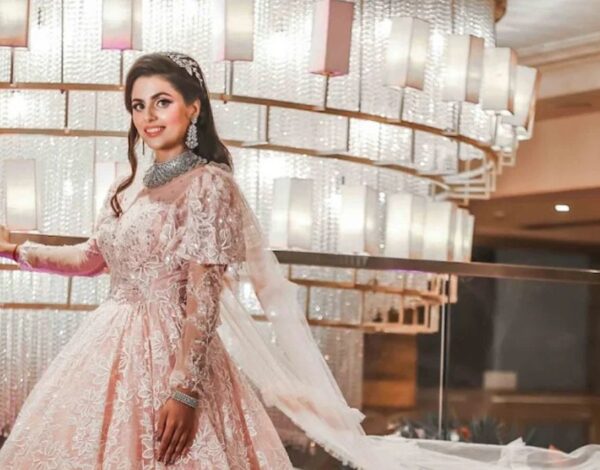 MEGHA J GOYAL – Best Bridal Makeup Artist & Academy in Delhi