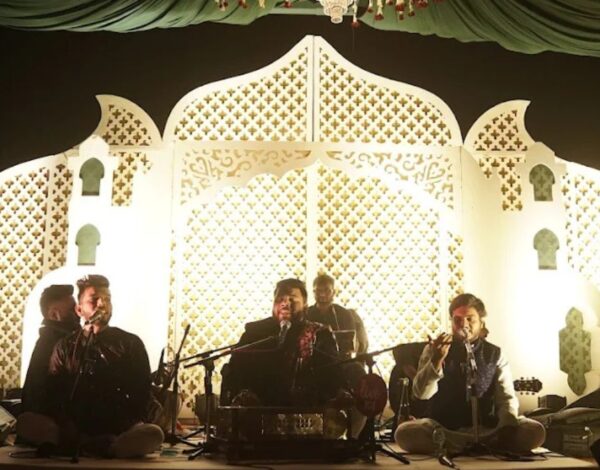 Live101 | Book Live Artist in Mumbai – Singer, Dancer, Musician, DJ, Music Band, Comedian, Speaker, Magician