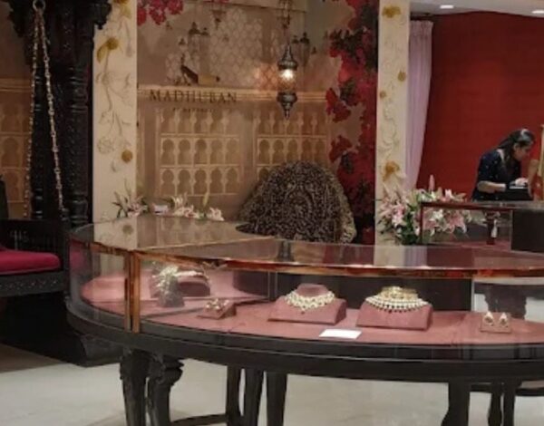 Manubhai Jewellers – Flagship Store